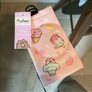 NWT Pusheen Thermal Phone Case